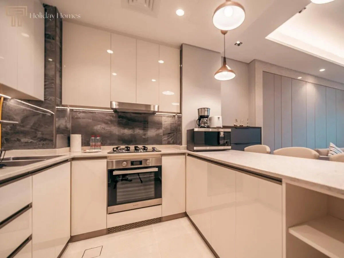 Modern 1-Bed Apartment In A Prime Central Location ドバイ 0*,