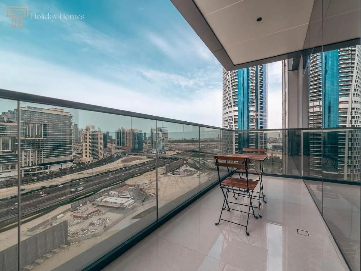 Modern 1-Bed Apartment In A Prime Central Location Dubaï